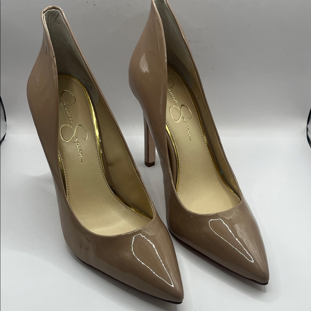 Jessica Simpson Glossy Caramel Colored Heels